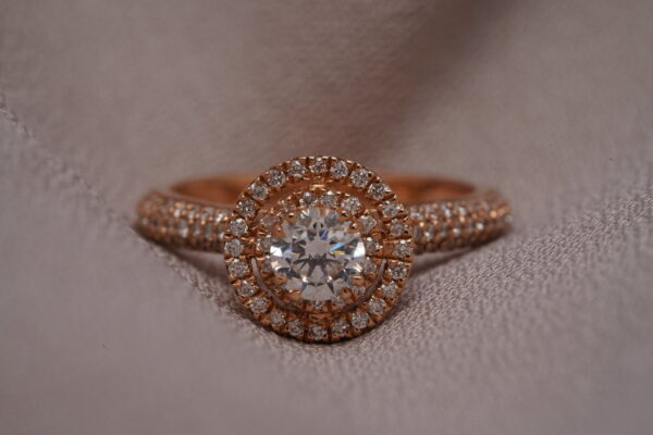 Emma forlovelsesring rosaguld med diamanter